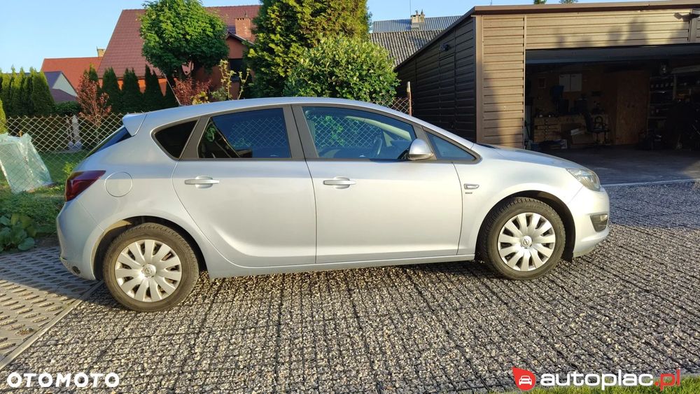 Opel Astra 1.4 Turbo - 2