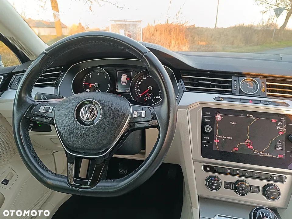 Volkswagen Passat Variant 2.0 TDI BMT Comfortline - 28