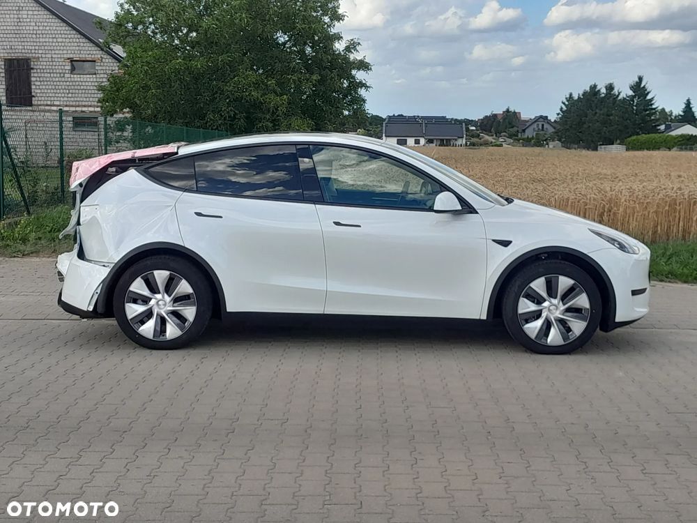 Tesla Model Y Standard - 8