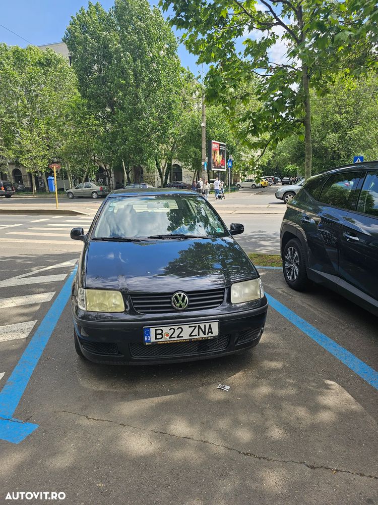 Volkswagen Polo - 1