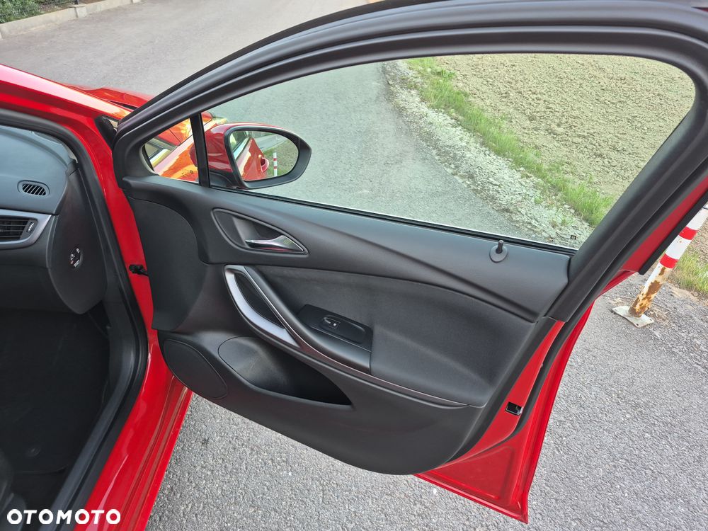 Opel Astra 1.4 T Elite S&S - 25