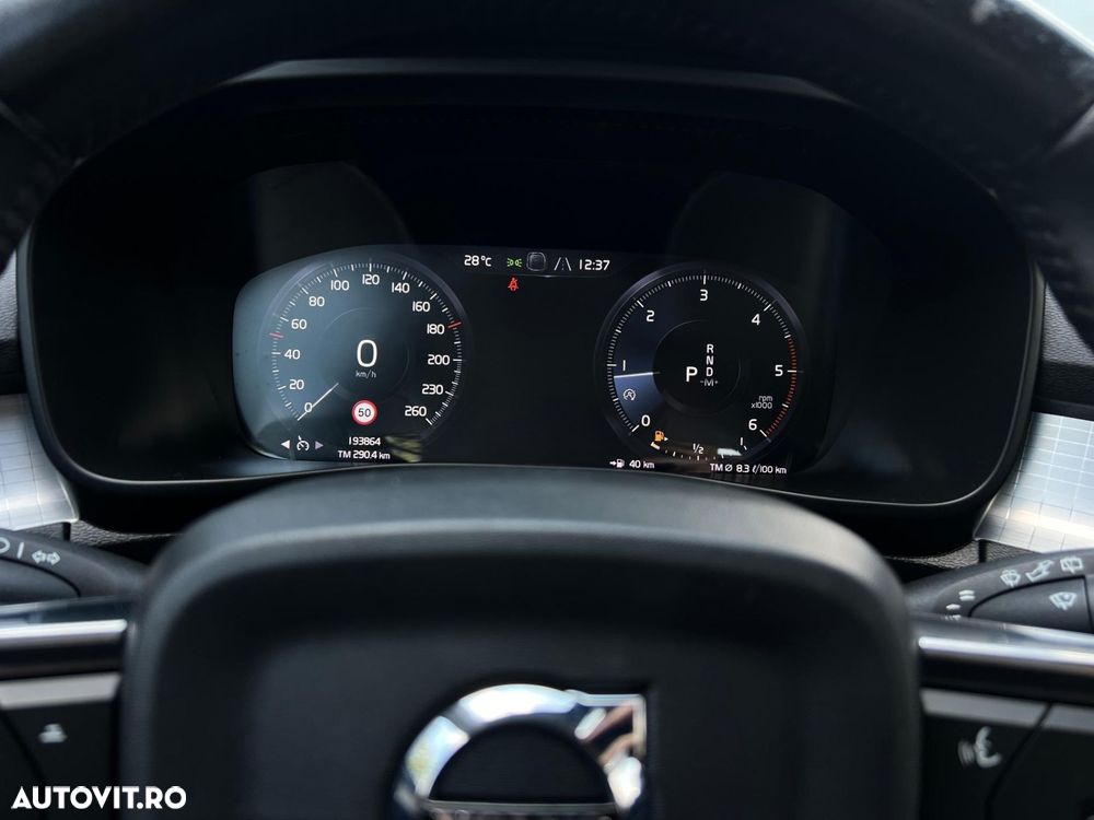 Volvo XC 40 - 17