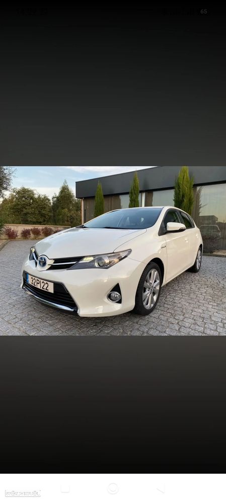 Toyota Auris 1.8 HSD Comfort - 1