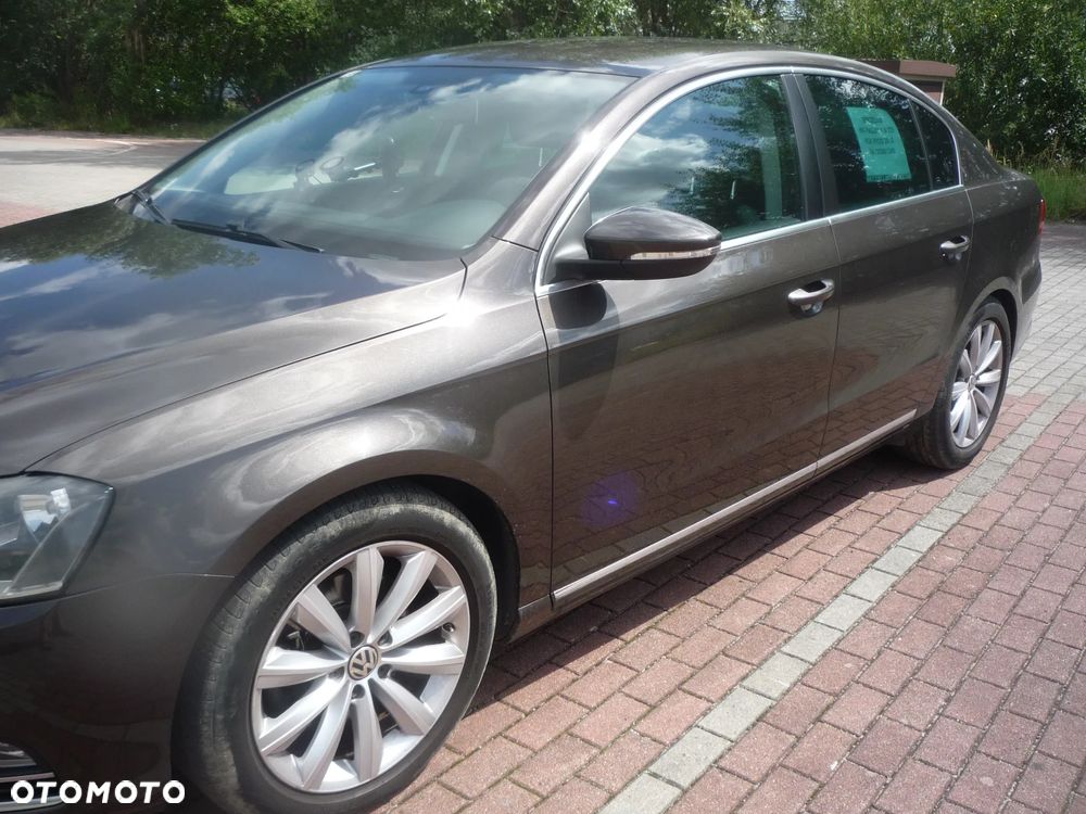 Volkswagen Passat 1.6 TDI Comfortline - 2