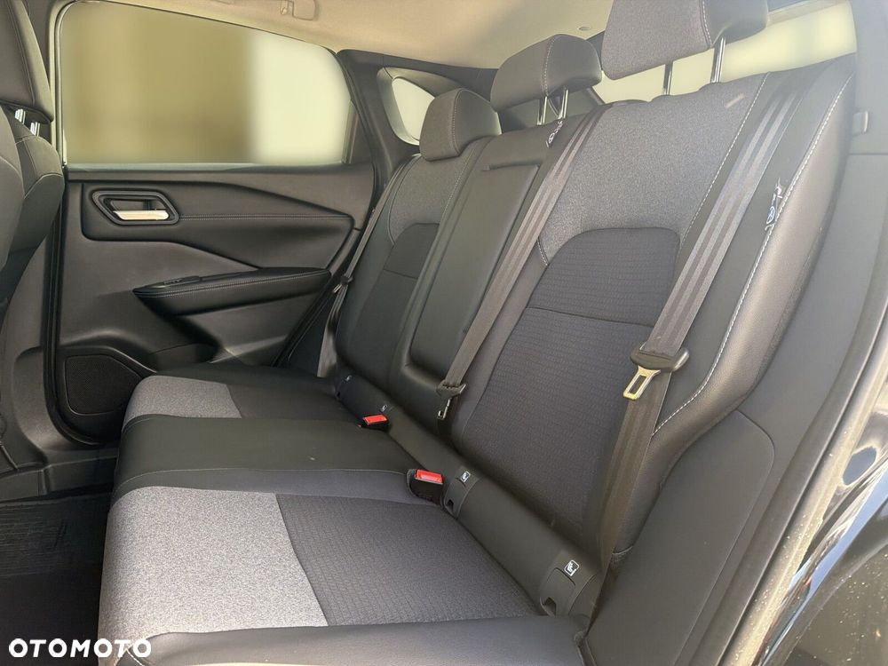 Nissan Qashqai - 14