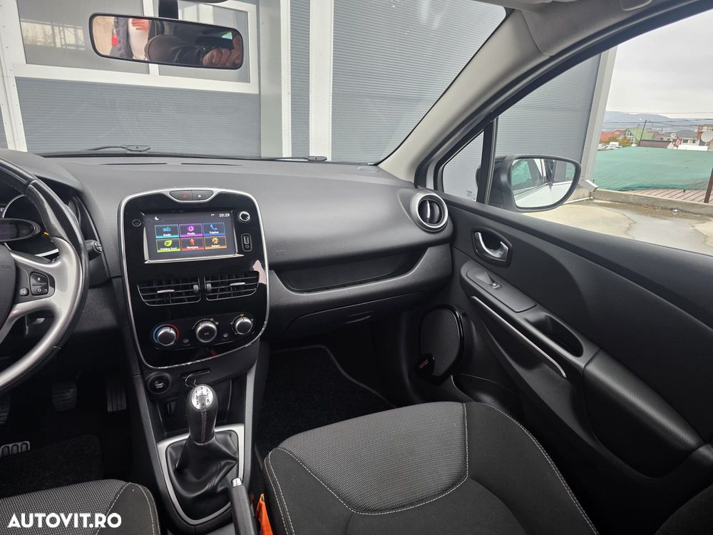Renault Clio III 1.5dCi Night&Day - 14