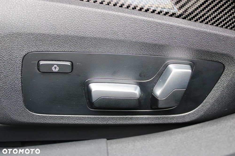 BMW M3 CS xDrive sport - 15