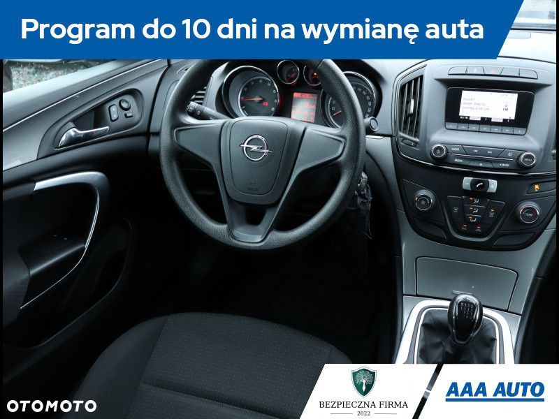 Opel Insignia - 8