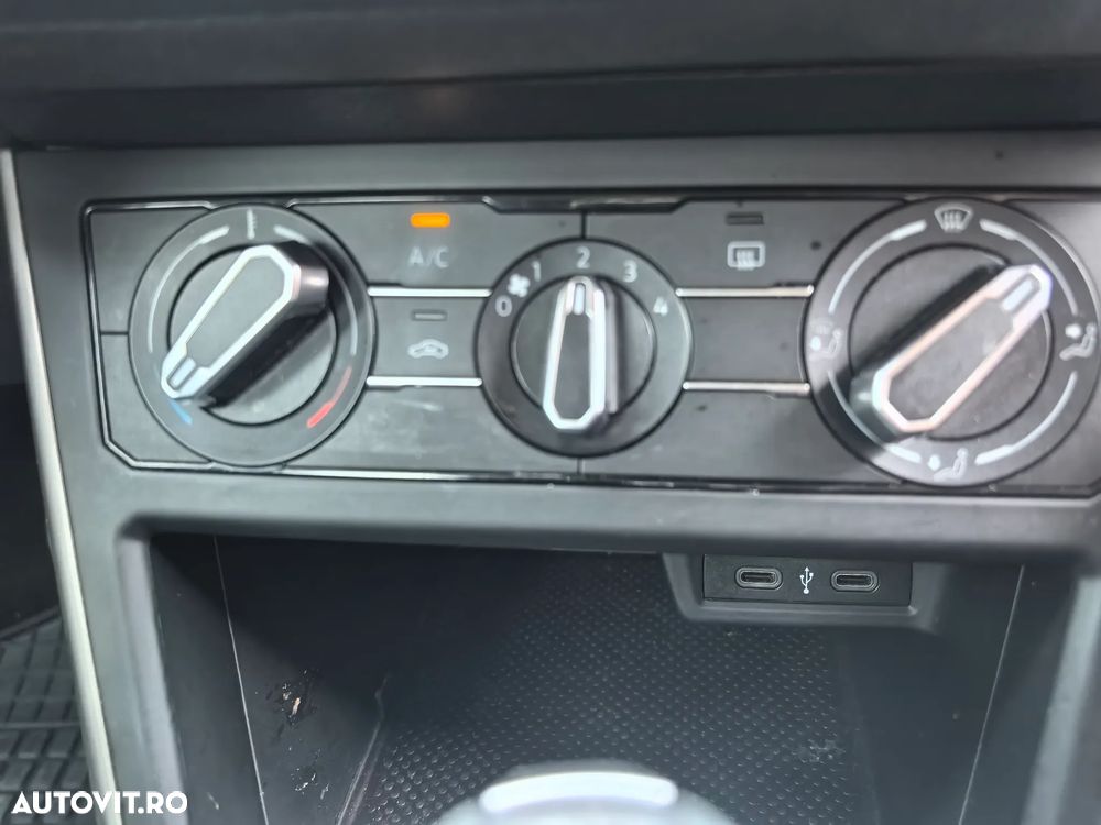 Volkswagen Polo 1.0 TSI DSG Comfortline - 16