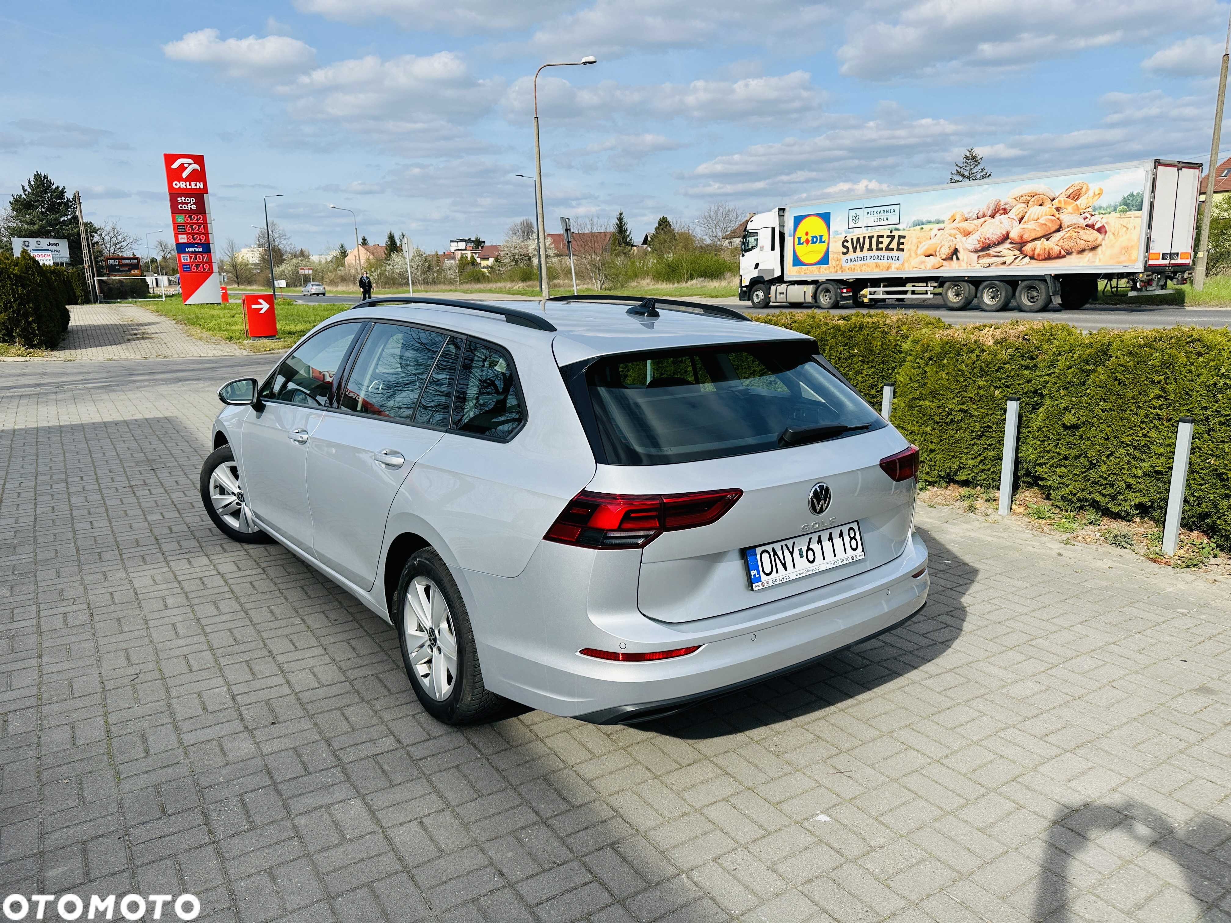Volkswagen Golf VIII 1.5 TSI EVO Life - 6