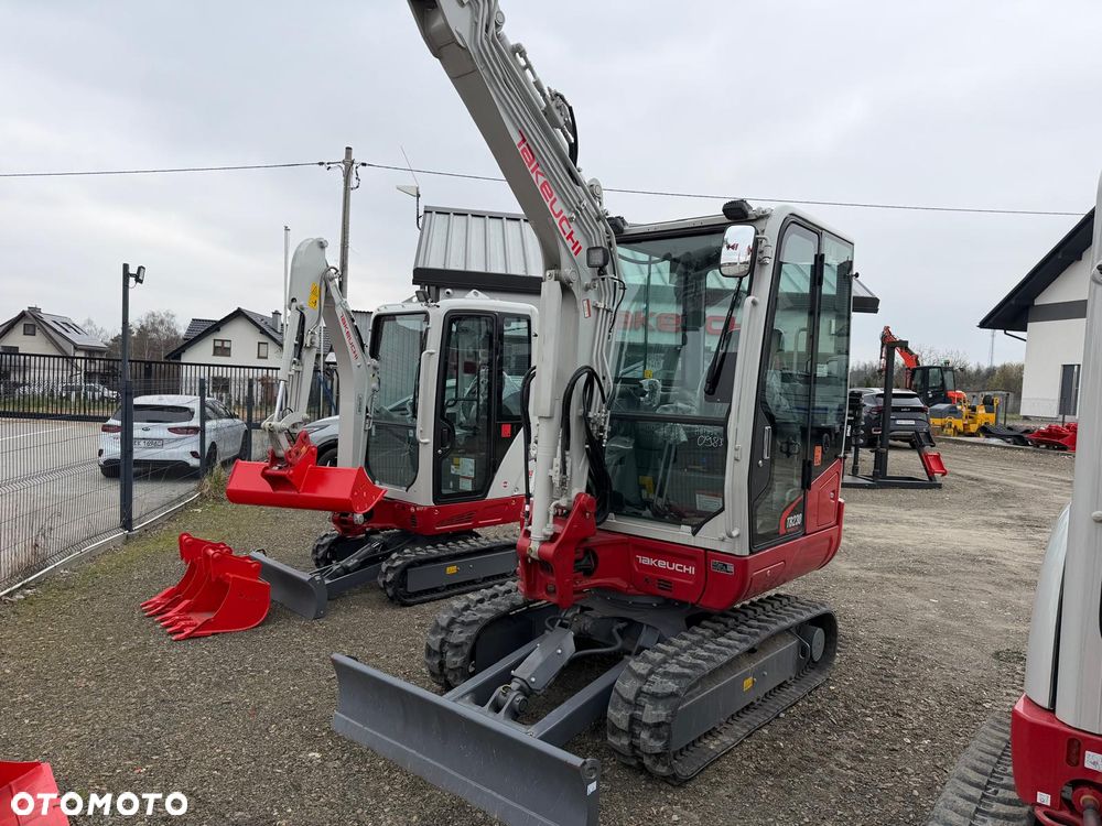 Takeuchi TB230 V3 - 1