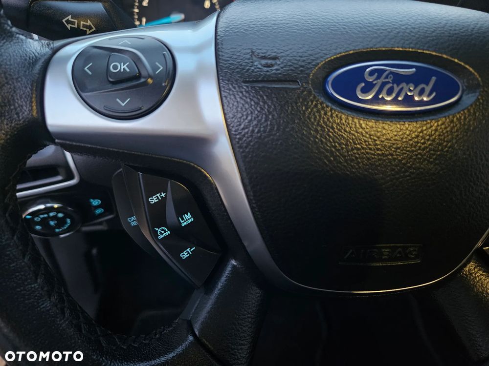 Ford Focus 1.6 Titanium - 32