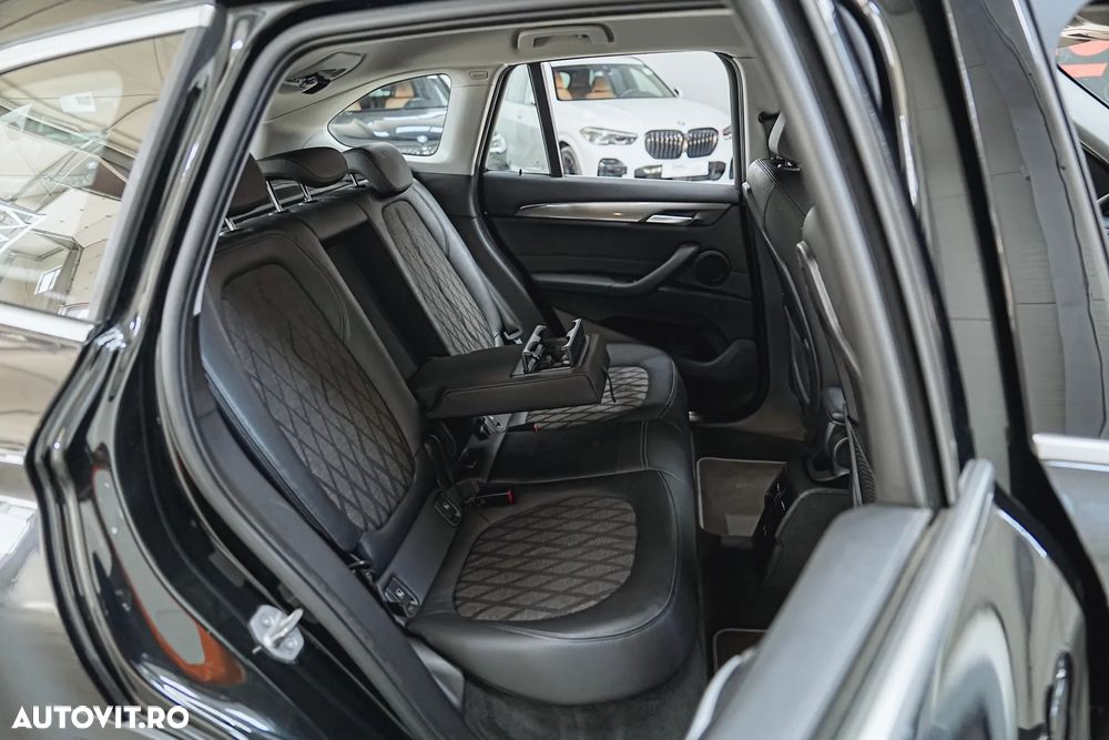 BMW X1 xDrive25e Sport Line - 10