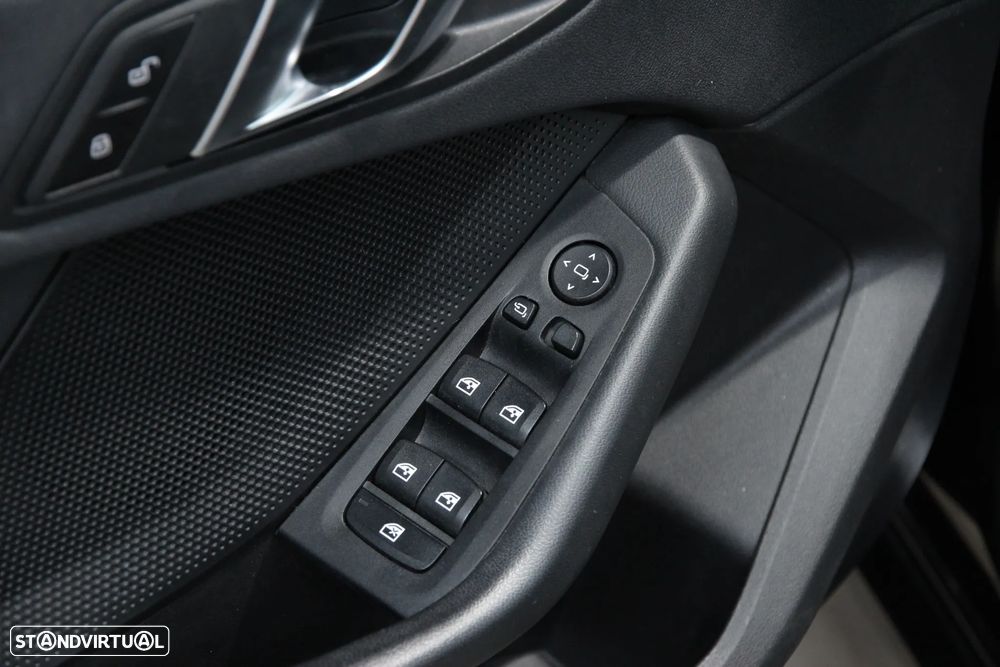 BMW 116 i Advantage - 12