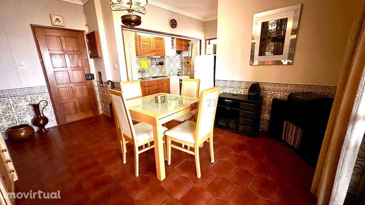 Apartamento T2 com Terraço no Centro da Amadora - Grande imagem: 5/25