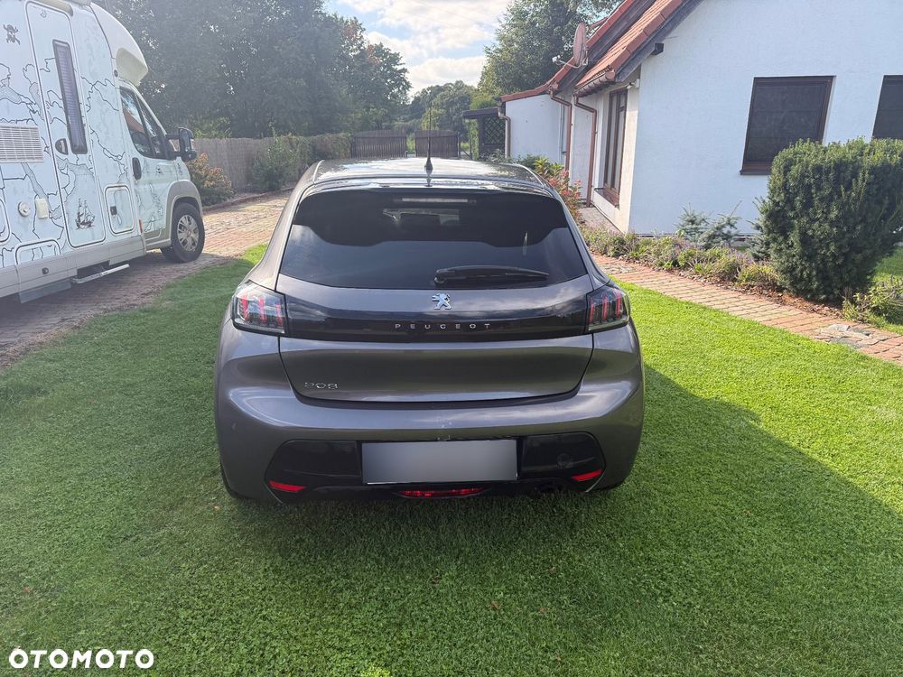 Peugeot 208 - 6