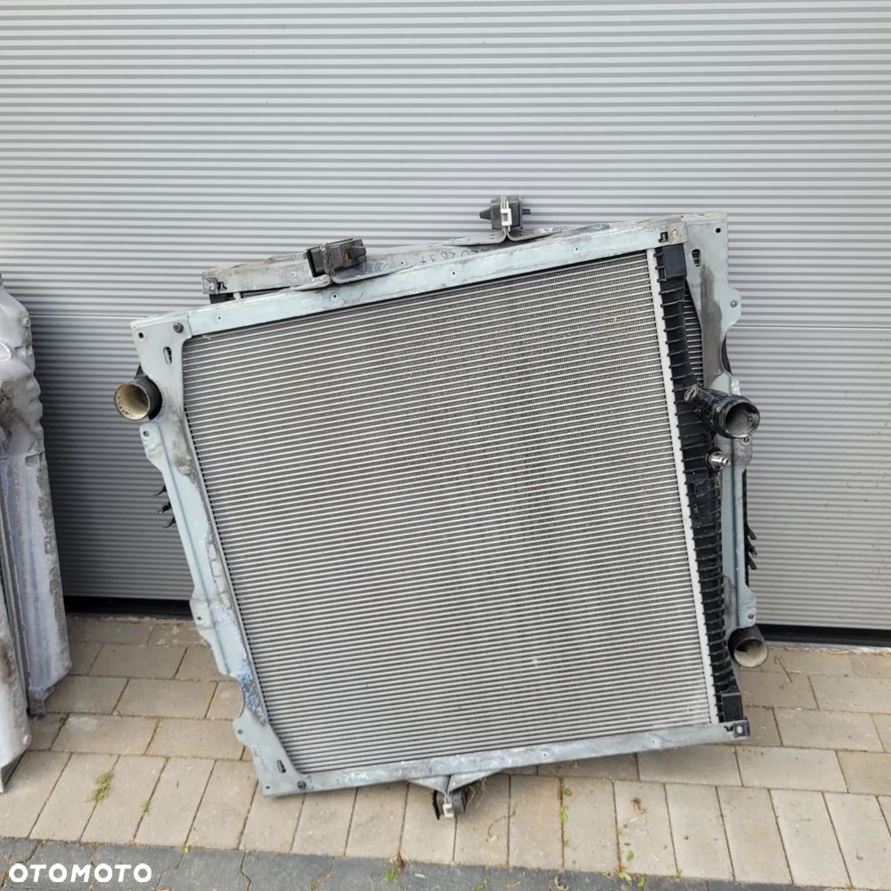 CHŁODNICA WODY 7423292928, INTERCOOLER RAENAT GAMA T RANGE R ORYGINAŁ SZCZELNE - 3