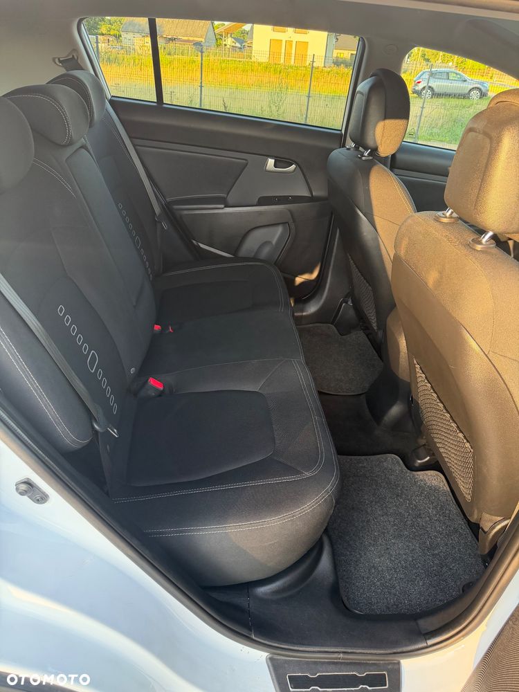 Kia Sportage 1.6 GDI Business Line L 2WD - 22