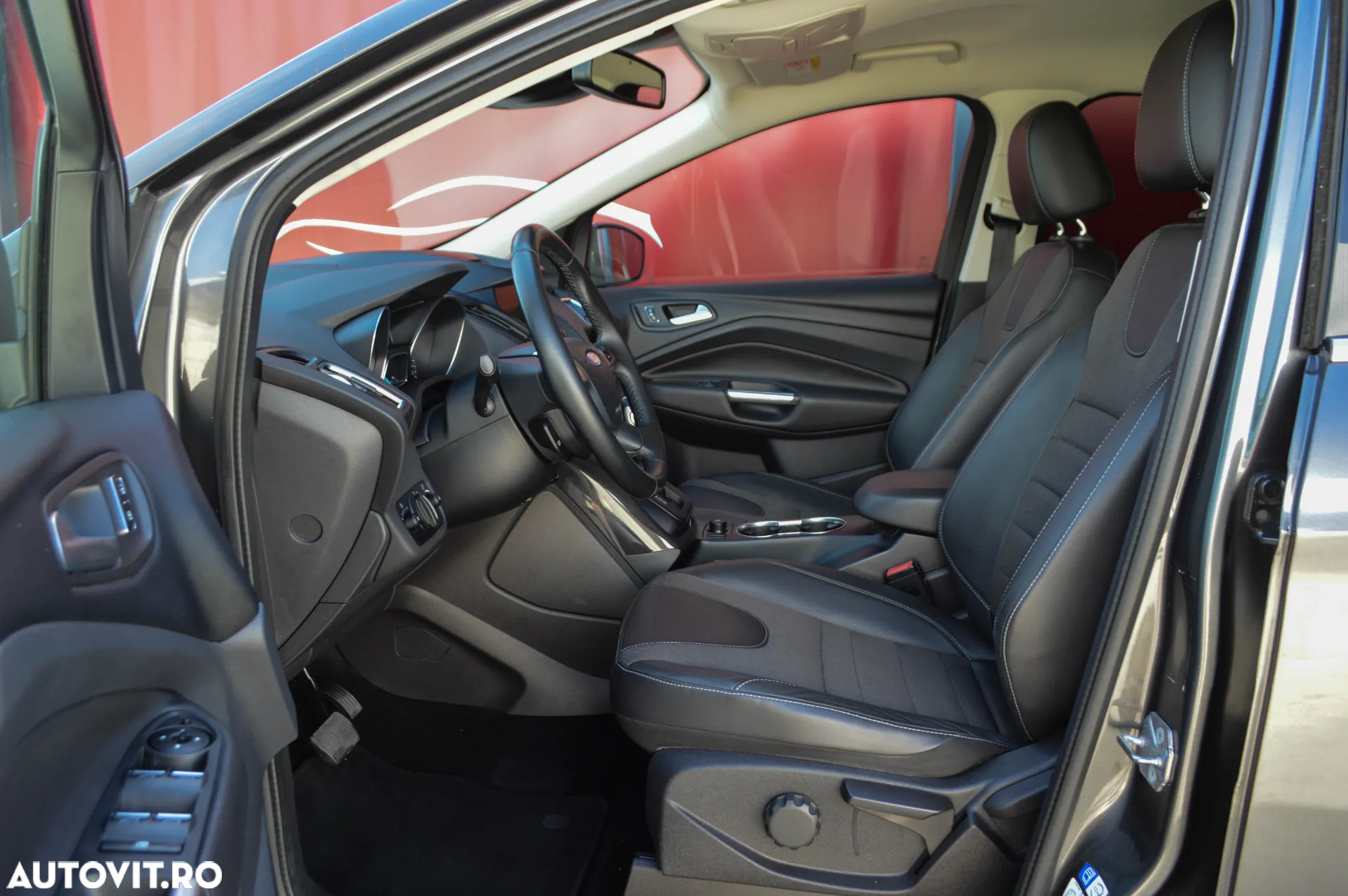 Ford Kuga 2.0 TDCi 4x4 Aut. Titanium - 22