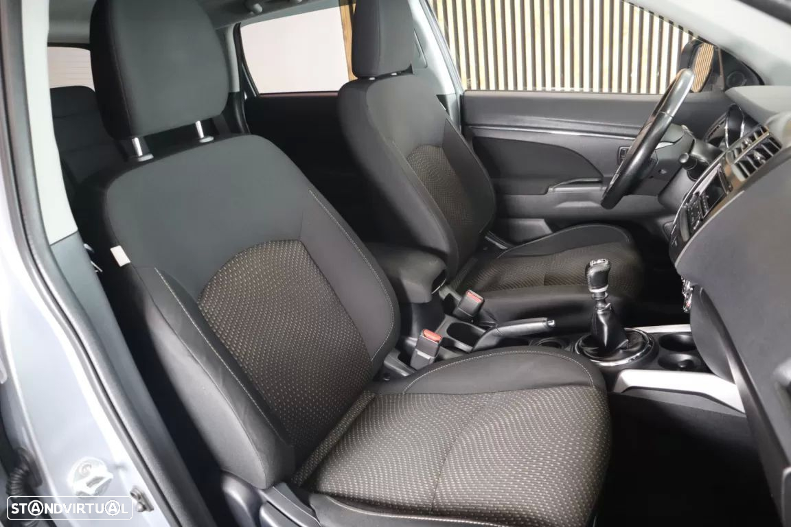 Mitsubishi ASX 1.8 DI-D Intense - 10