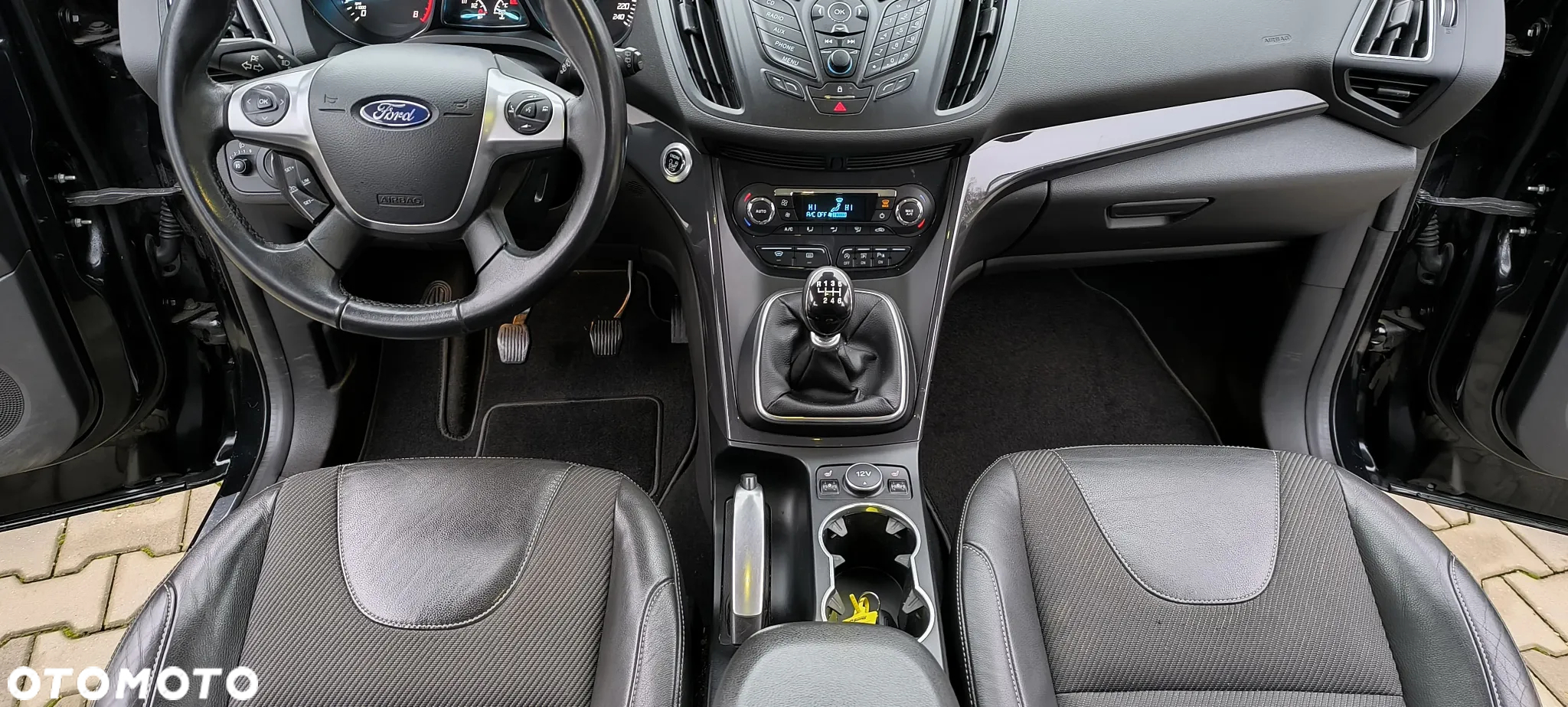 Ford Kuga 1.5 EcoBoost 2x4 Business Edition - 10