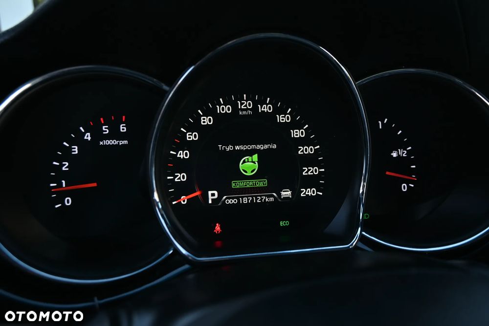 Kia Ceed 1.6 CRDi 128 Platinum Edition - 36