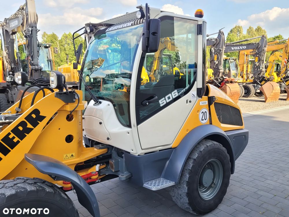 Liebherr L 506C / łyżka otwierana + widły / 1300h / model 2019 / - 8