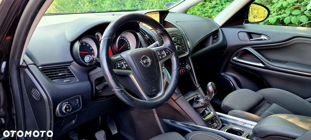 Opel Zafira 1.4 T Cosmo EcoFLEX S&S EU6 - 23