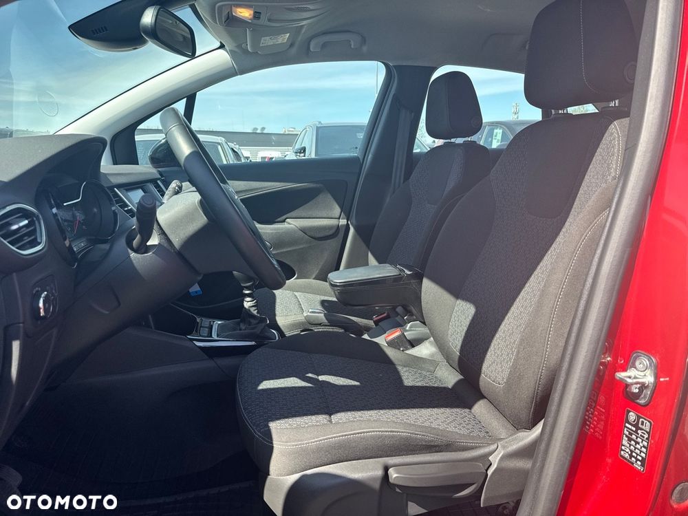 Opel Crossland X - 9