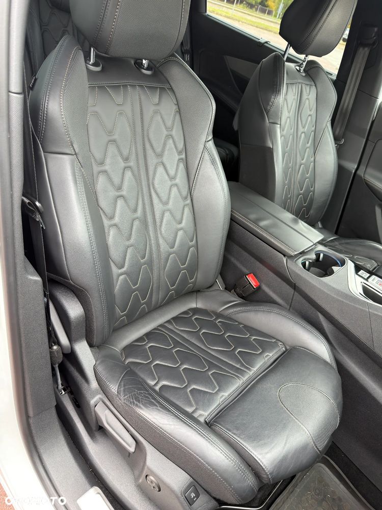 Peugeot 5008 - 16