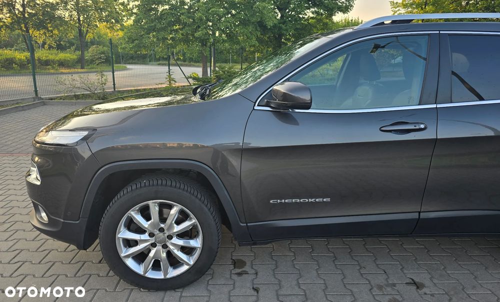 Jeep Cherokee 3.2 V6 Pentastar Active Drive I Automatik Limited - 24
