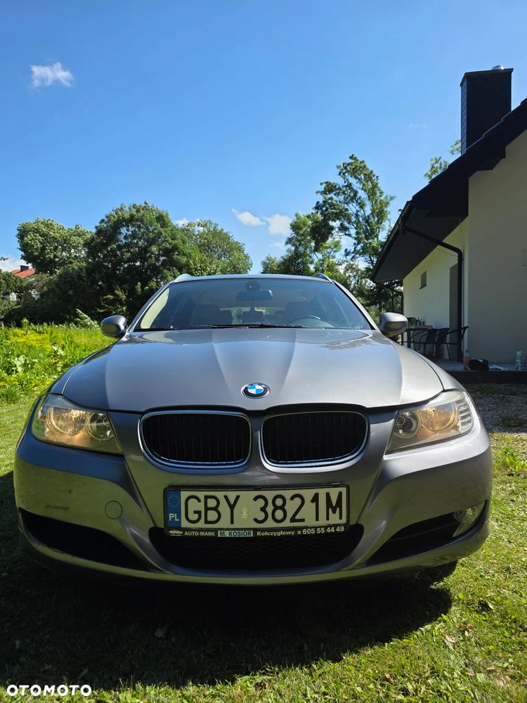 BMW Seria 3 318d DPF - 6