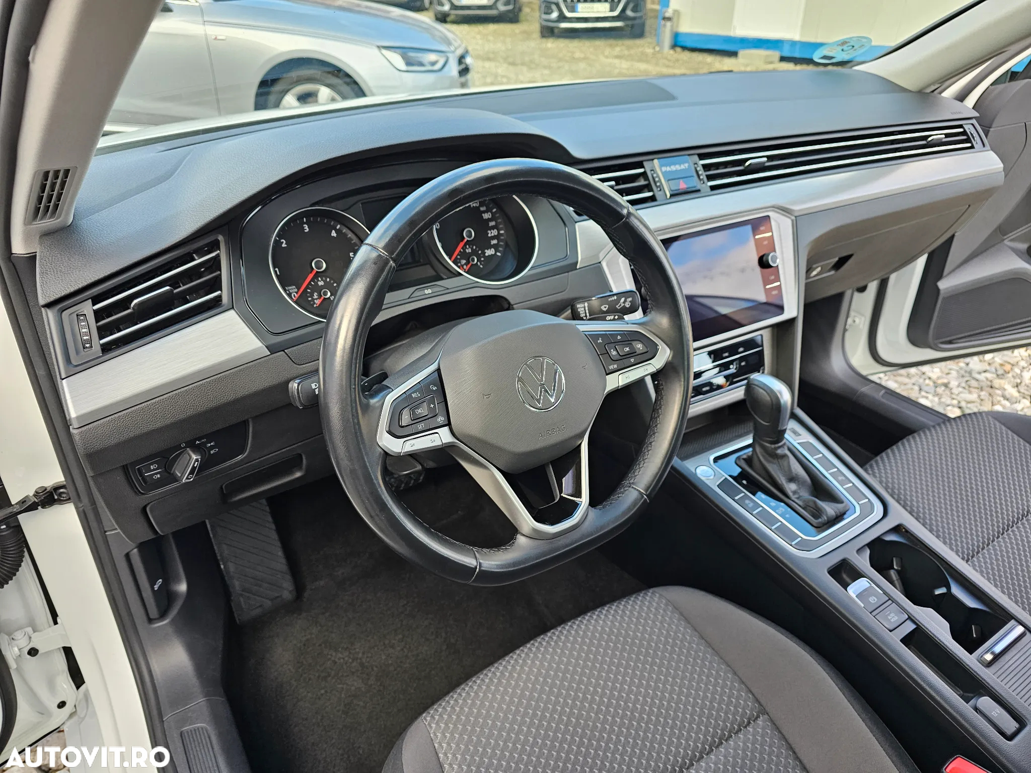 Volkswagen Passat 2.0 TDI SCR DSG - 20