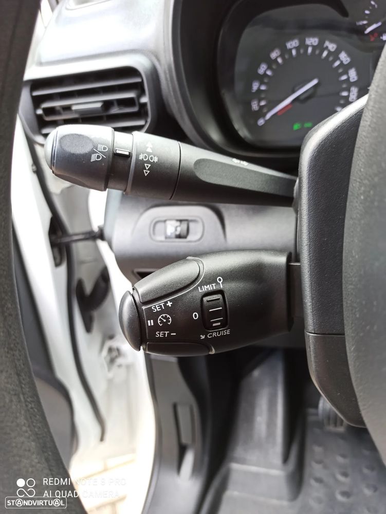 Citroën BERLINGO - 32