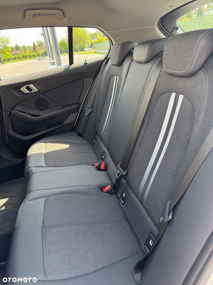 BMW Seria 1 118d Sport Line - 21