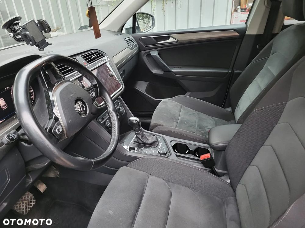Volkswagen Tiguan - 8
