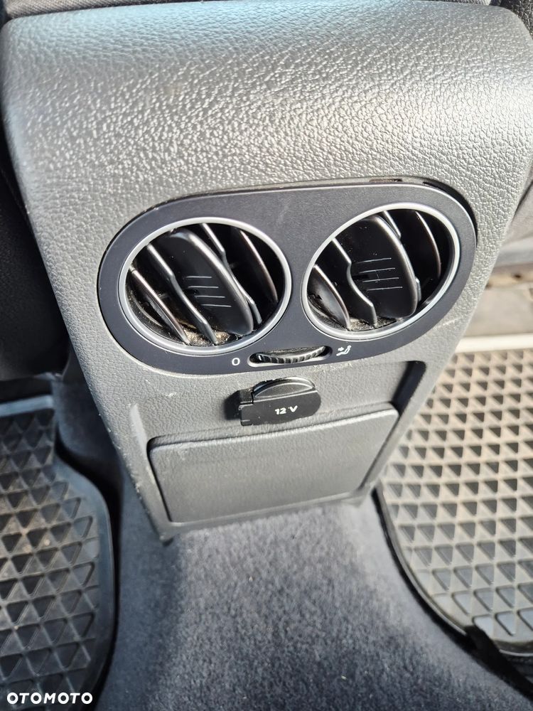 Volkswagen Golf Plus 1.6 Edition - 20