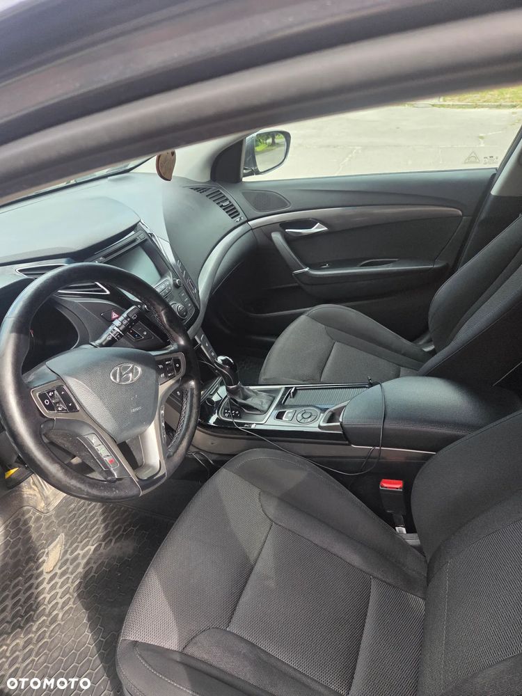 Hyundai i40 1.7 CRDi Comfort DCT - 10