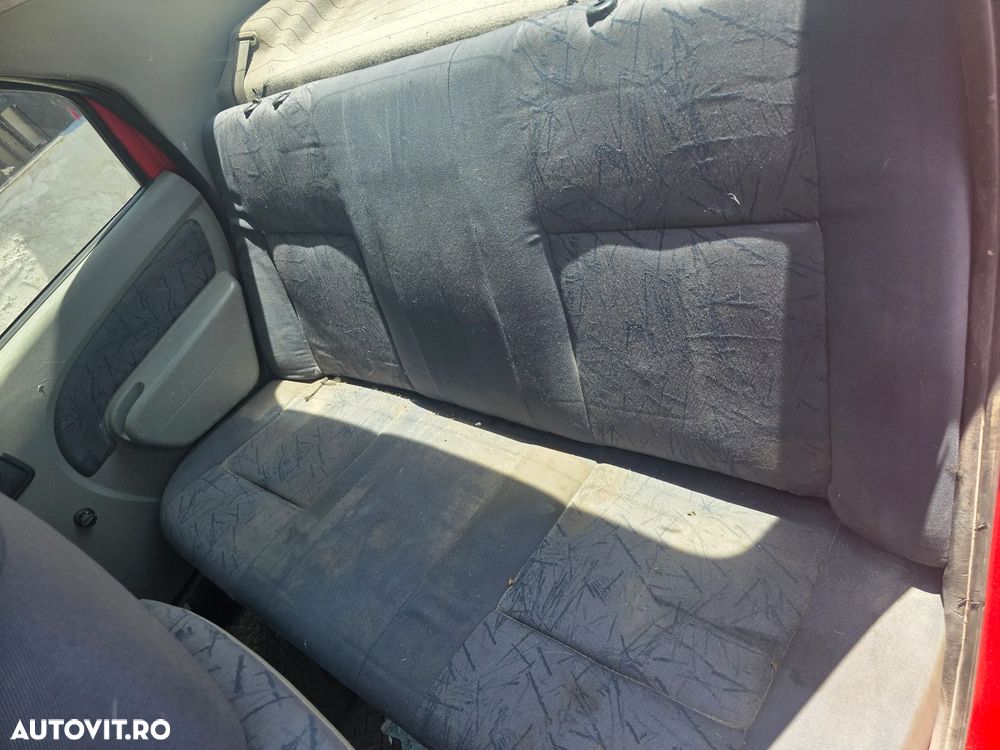 DACIA Logan 2005 — imagine 6