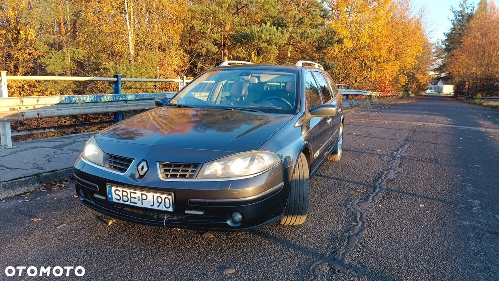 Renault Laguna - 1
