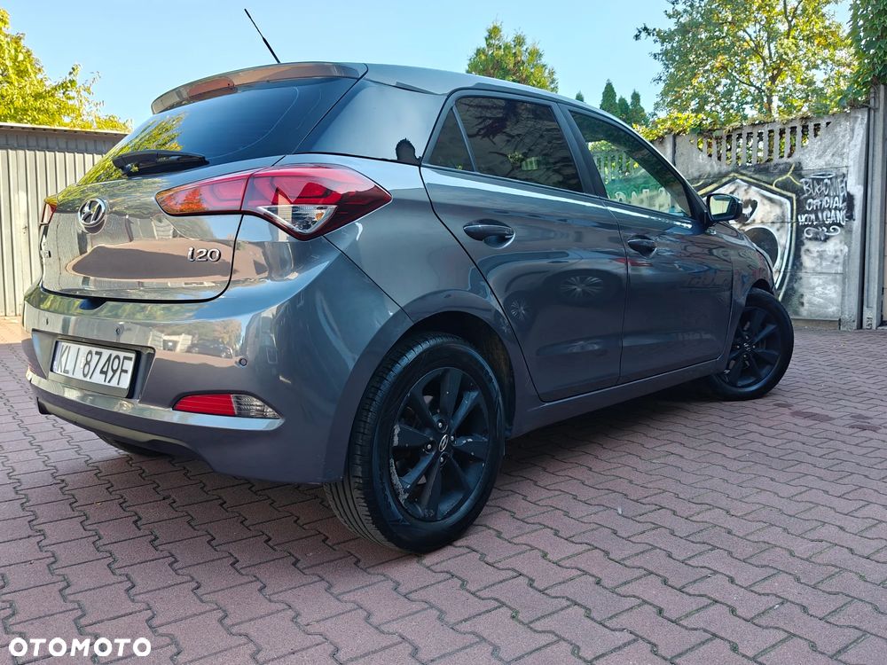 Hyundai i20 blue 1.1 CRDi Classic - 1