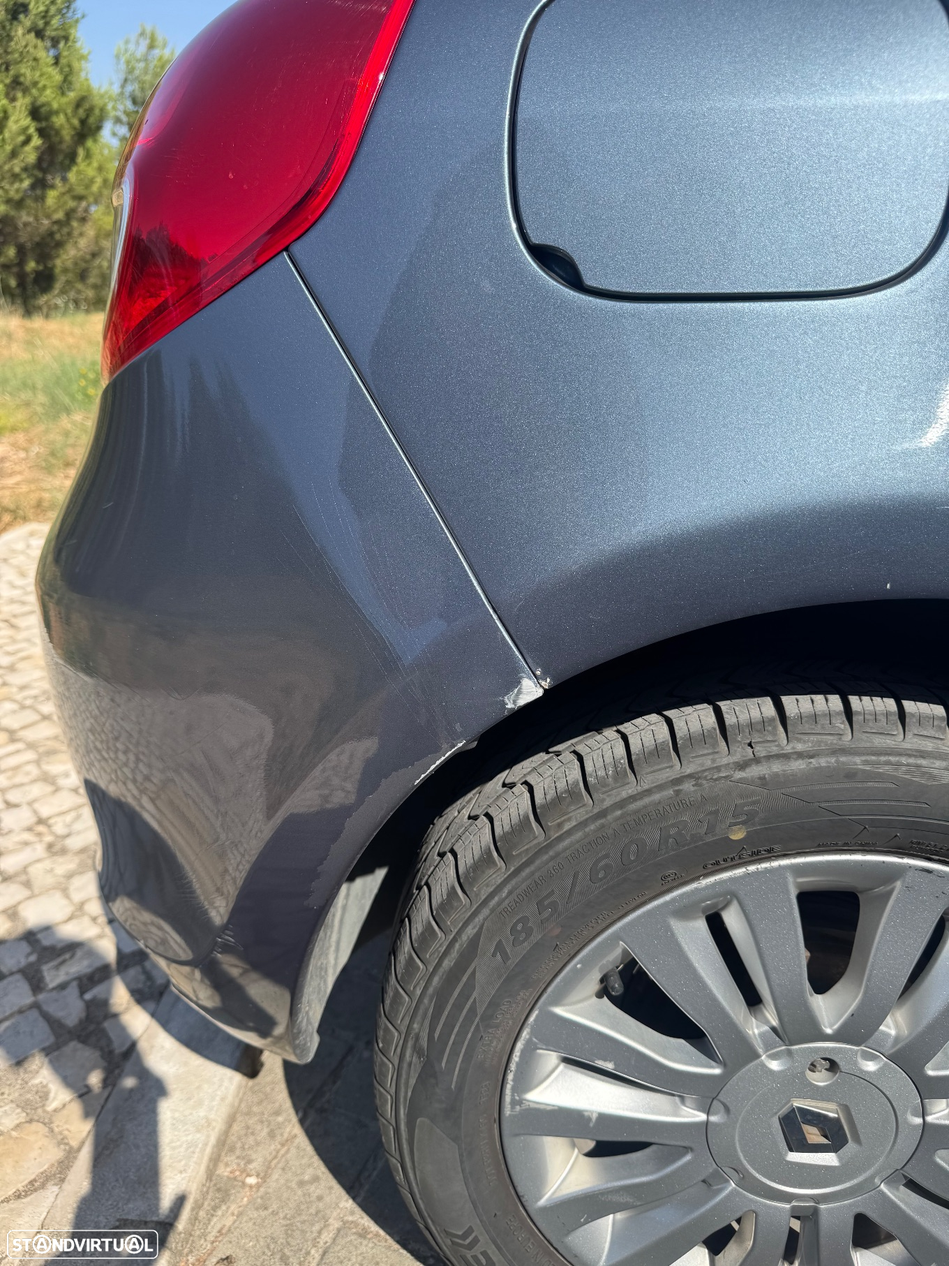 Renault Clio 1.2 16V Confort - 8