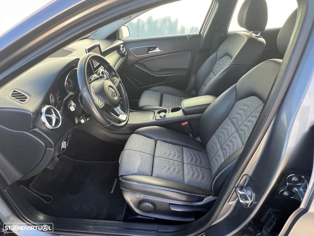 Mercedes-Benz GLA 180 d Urban Aut. - 8
