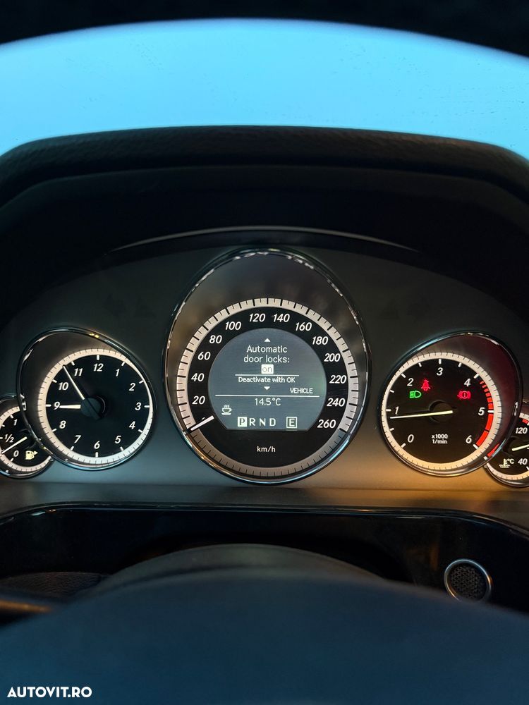 Mercedes-Benz E 220 CDI BlueEfficiency Aut. - 22