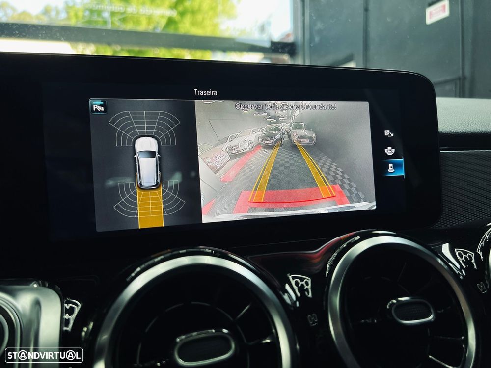 Mercedes-Benz GLB 180 d 8G-DCT AMG Line - 23