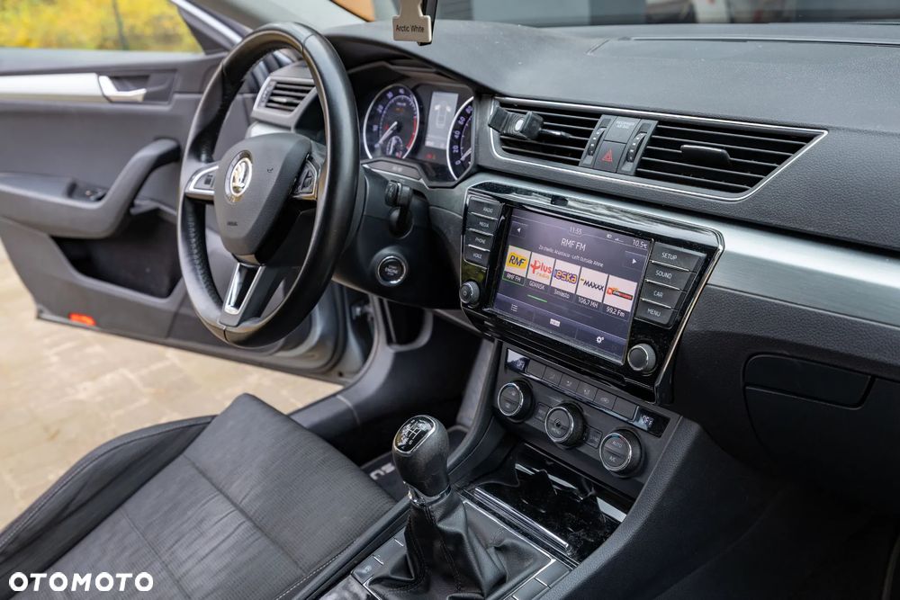 Skoda Superb 1.4 TSI ACT Ambition - 10