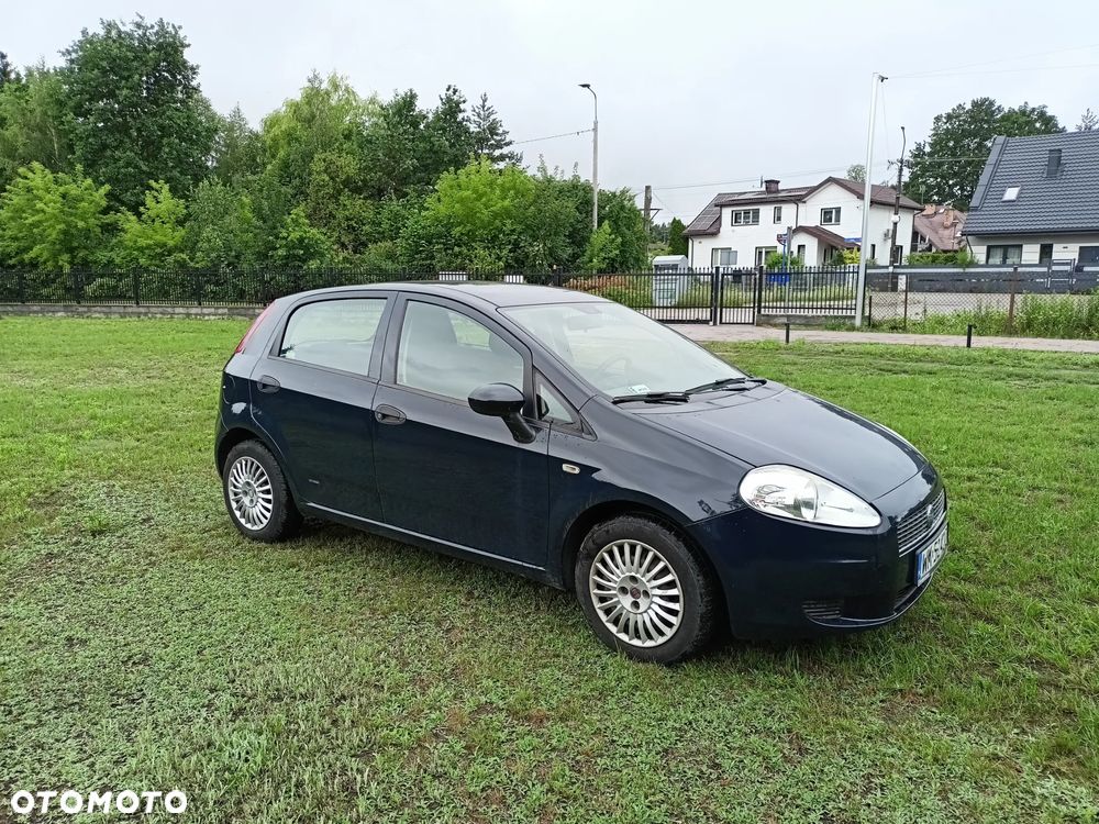 Fiat Grande Punto - 2