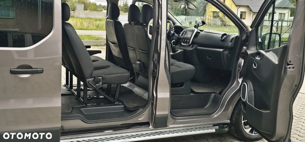 Renault Trafic ver-grand-spaceclass-2-0-dci - 19