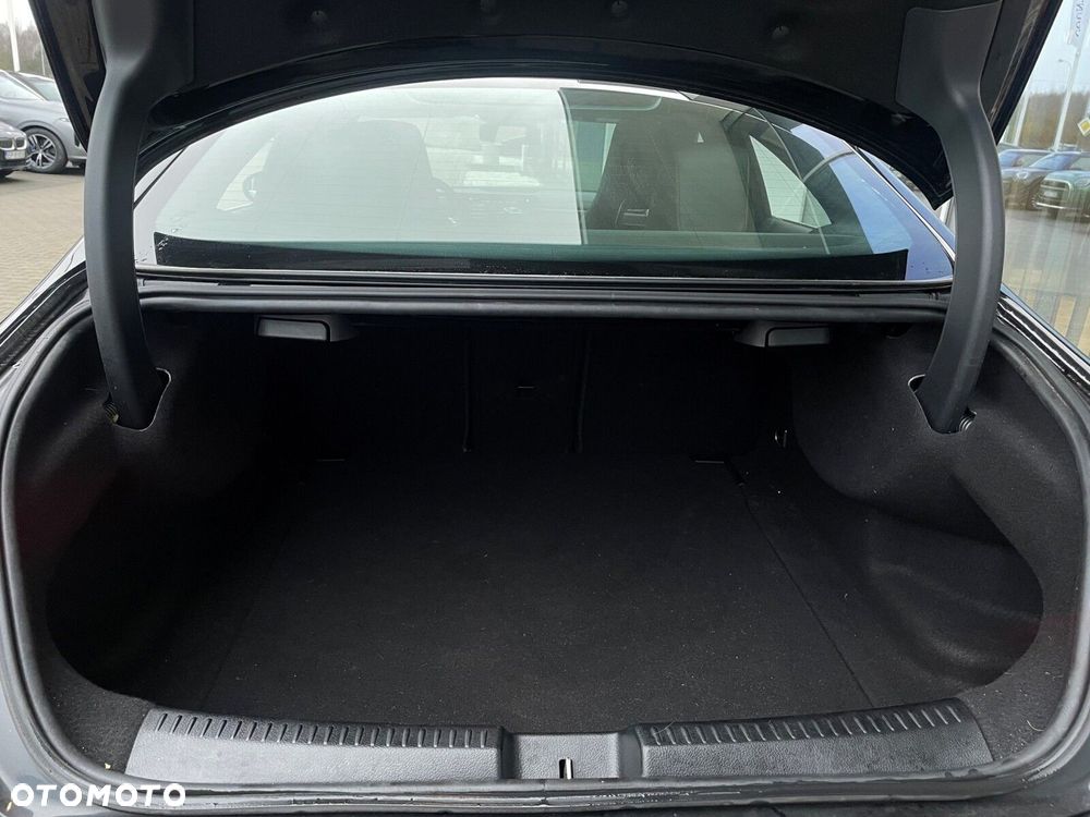 Mercedes-Benz CLA - 28