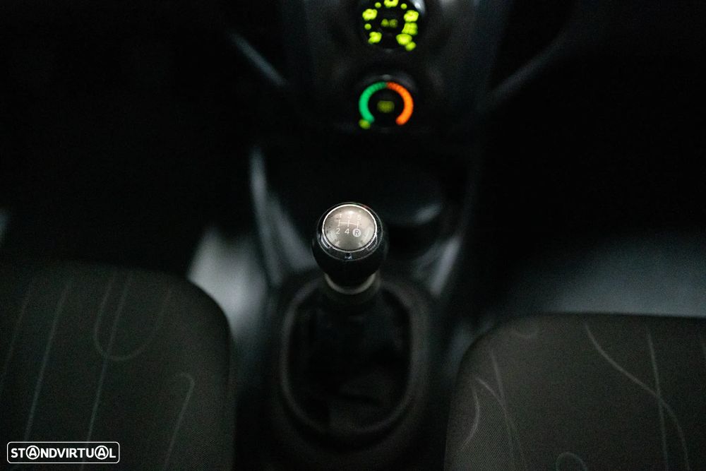 Toyota Yaris 1.0 VVT-i AC - 36